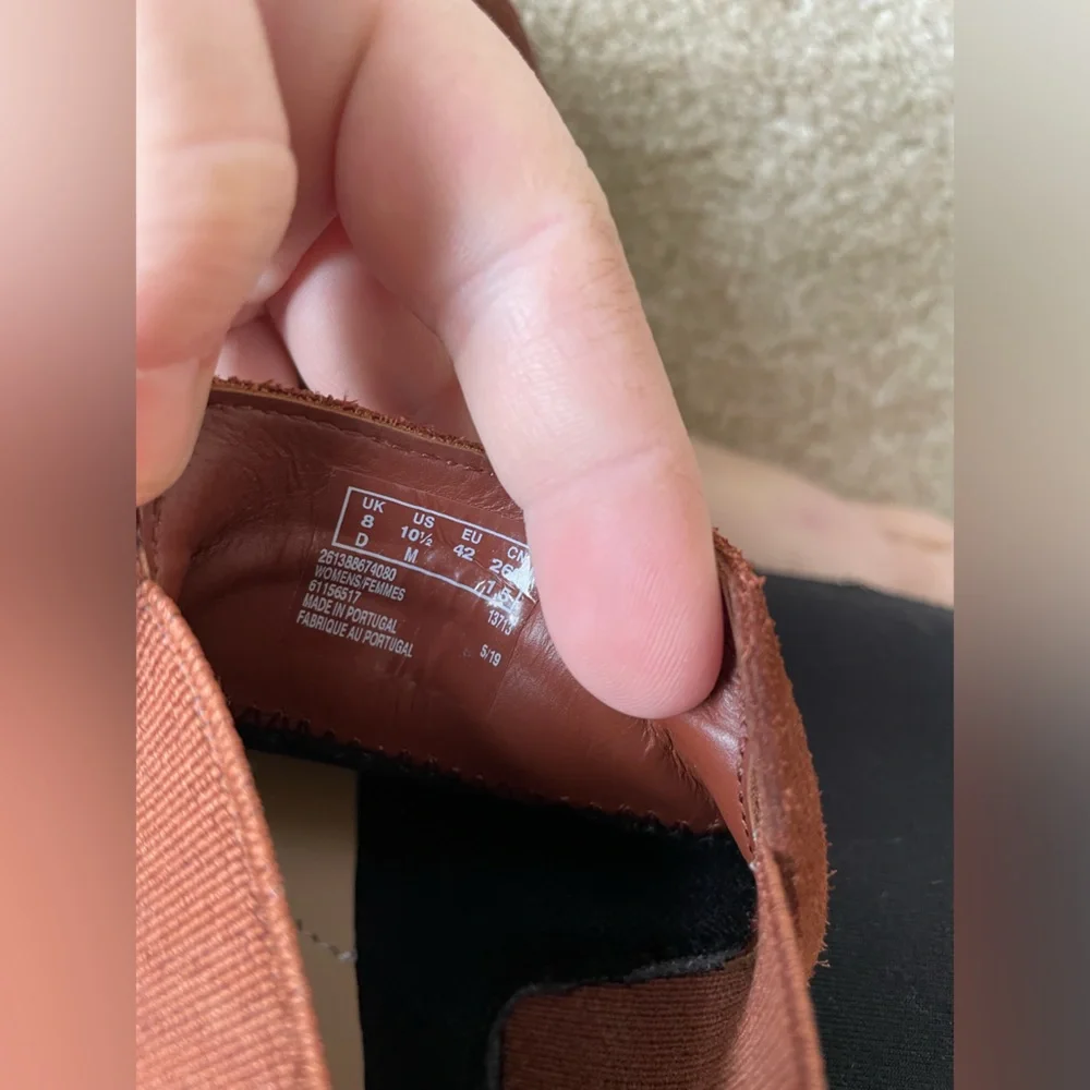 CLARKS Demi Beat‎ Ankle Boots. Women size 10.5. - Picture 6 of 8